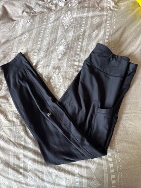 Fabletics Women’s Black High-Waist Active Leggings with Side Pocket